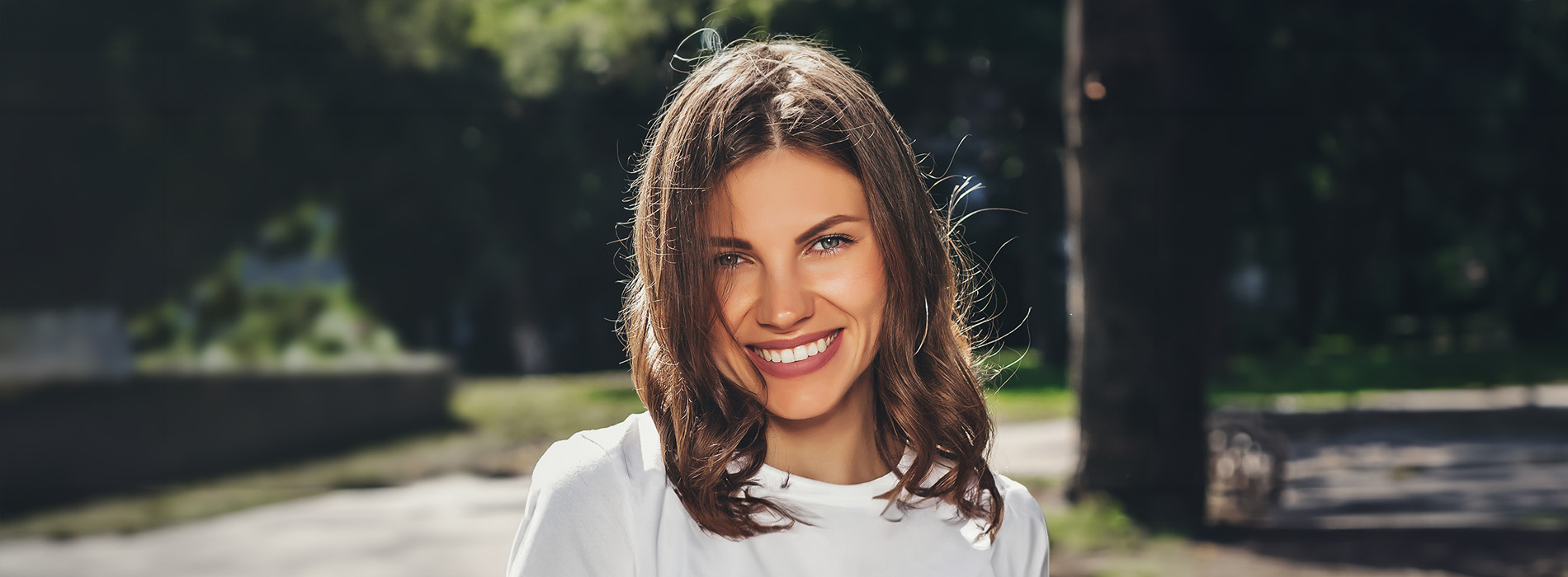 Celebrity Smiles | Oral Exams, Ceramic Crowns and Emergency Treatment